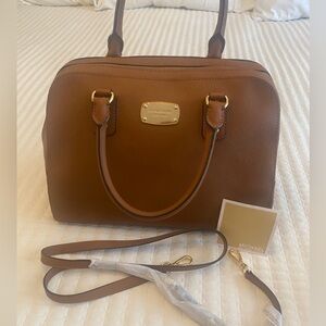 Michael Kors cognac leather bag. Gold hardware. Long strap and dust bag